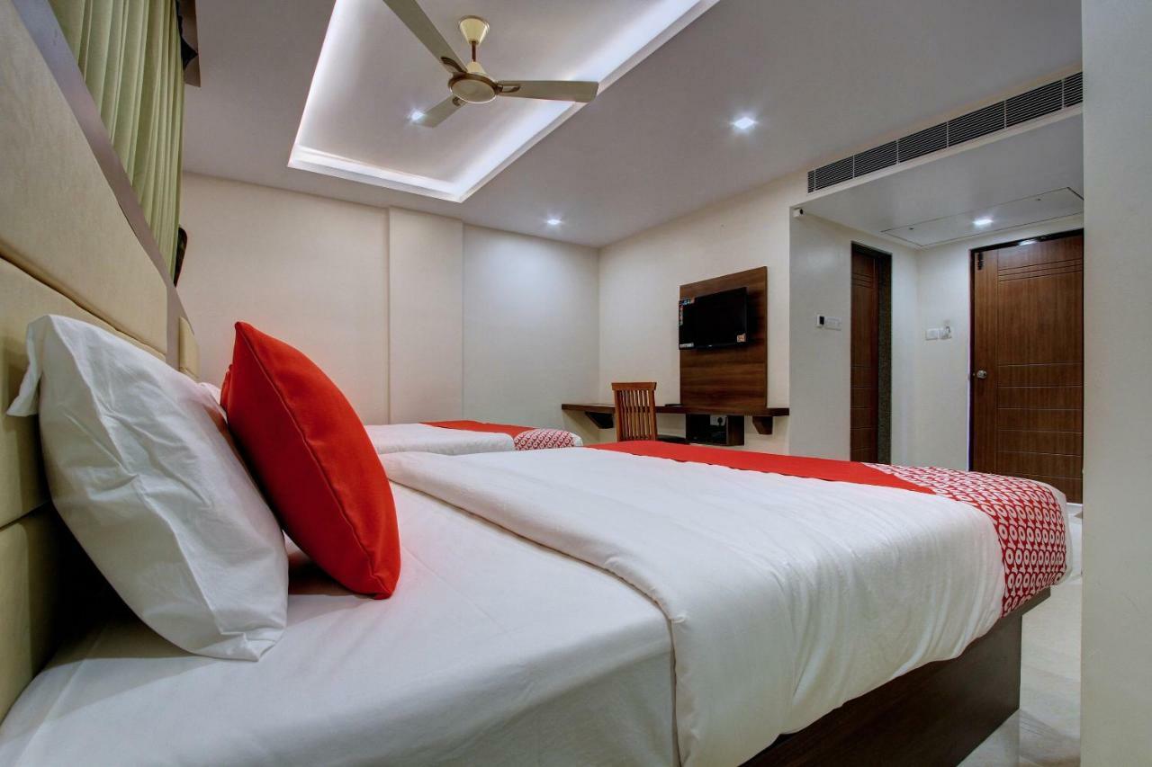 Hotel Ambika International Byndoor Bainduru Εξωτερικό φωτογραφία