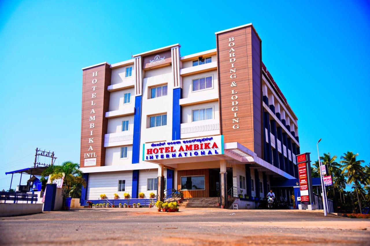 Hotel Ambika International Byndoor Bainduru Εξωτερικό φωτογραφία