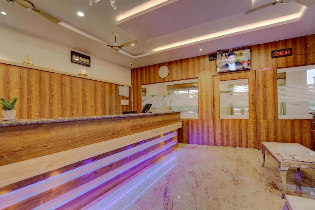 Hotel Ambika International Byndoor Bainduru Εξωτερικό φωτογραφία